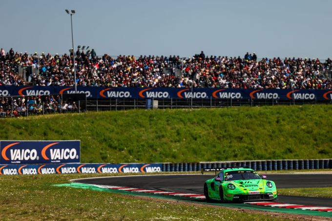 DTM Oschersleben 2025 Foto 2 Ayhancan Guven won de zondagrace van de DTM in Oschersleben