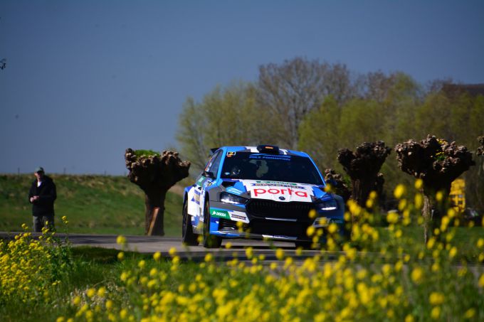 Van Wieren Zuiderzeerally 2025 Foto 1 D. Rostek en S. Kopczyk met de Skoda Fabia RS Rally2