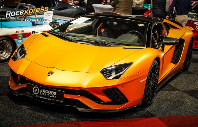 Lamborghini Aventador