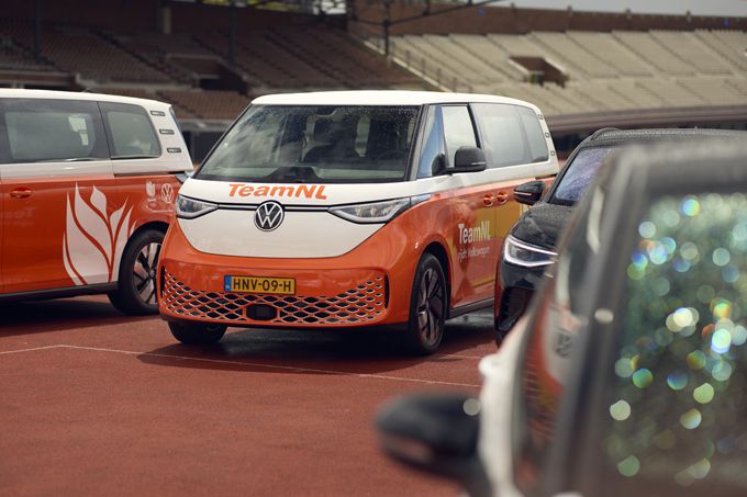 TeamNL maakt eerste meters in elektrische Volkswagens