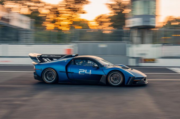 Maserati_MCXtrema_
