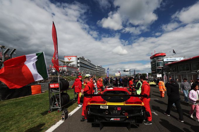 GT World Challenge Sprint Cup Brands Hatch Foto 11