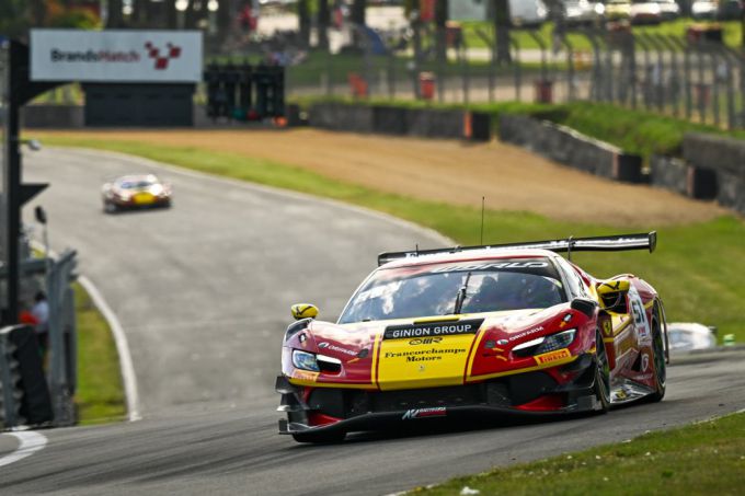 GT World Challenge Sprint Cup Brands Hatch Foto 3