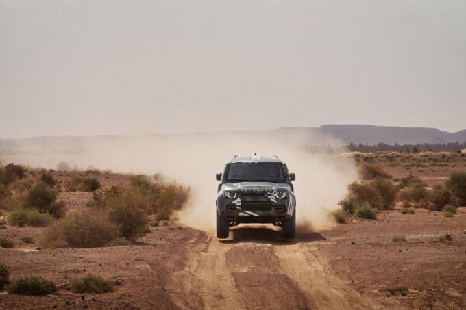 Defender Dakar D7X