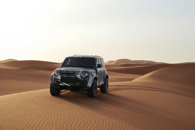 Defender Dakar D7X