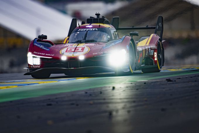 Ferrari winnaar Le Mans 2025 Foto 8