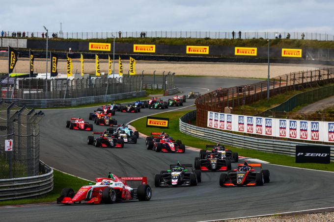 Freddie Slater behaalt tweede overwinning van het seizoen in Zandvoort
