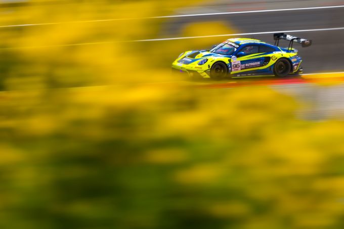 CrowdStrike 24 Hours of Spa Porsche 911 GT3 R Rutronik Racing Nr96 Müller(Gold)/Niederhauser(Platinum)/Picariello(Gold) PRO