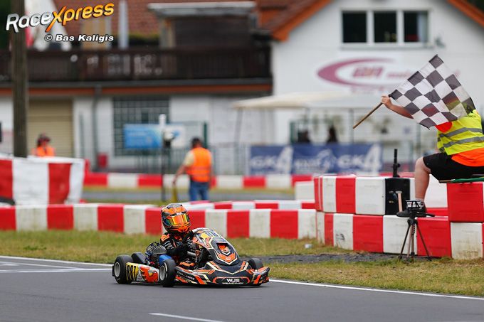 Denver Bos als eerste over de finish in Kerpen