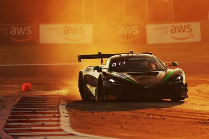 GT World Challenge Sprint-weekend Misano World Circuit Foto 5