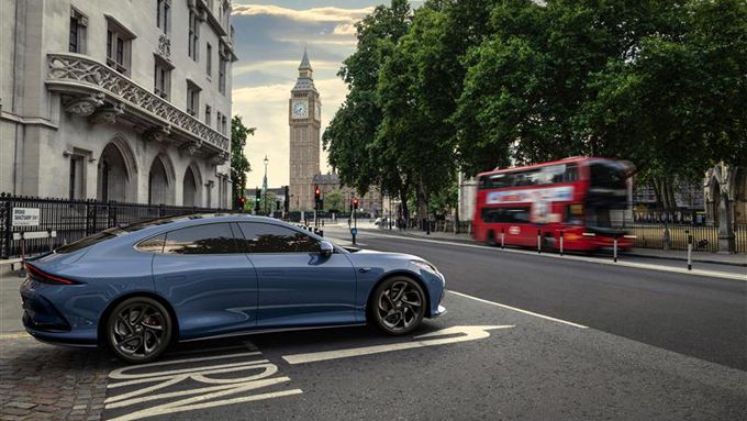 MG ontketent de toekomst op het Goodwood Festival of Speed