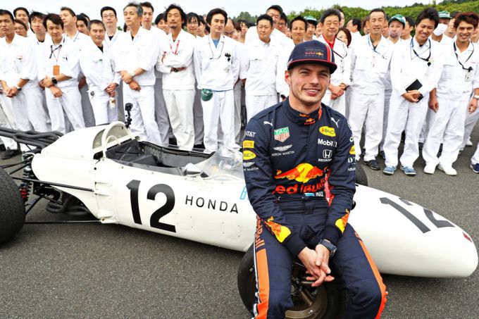 FOTO'S - Definitief einde samenwerking van Red Bull met Honda; goed of slecht nieuws voor Max Verstappen?