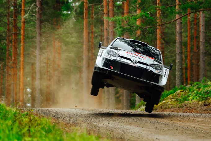 Toyota op koers voor historisch resultaat in Secto Rally Finland; Hyundai valt uit de top + UITSLAG