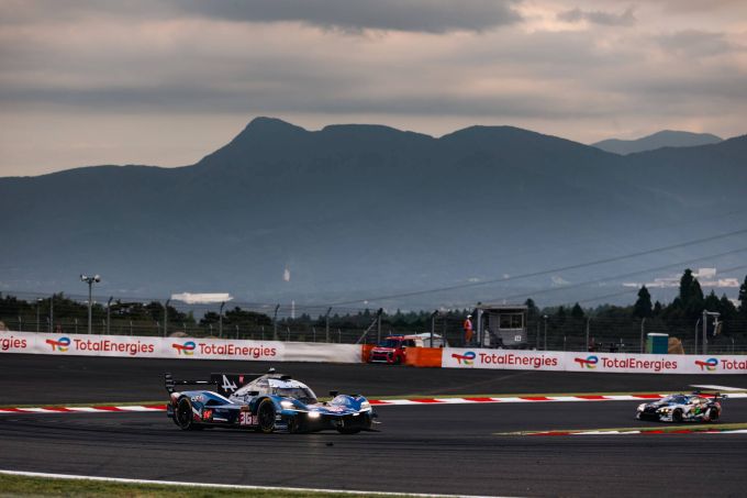 Alpine behaalt historische overwinning op Fuji en viert eerste zege in meer dan 3 jaar bij 100ste FIA WEC-race + UITSLAG