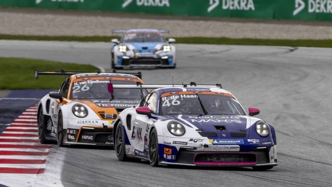 Het spannende slot van de Porsche Sixt Carrera Cup Deutschland 2025 op Hockenheim: Ghiretti tegen De Haan