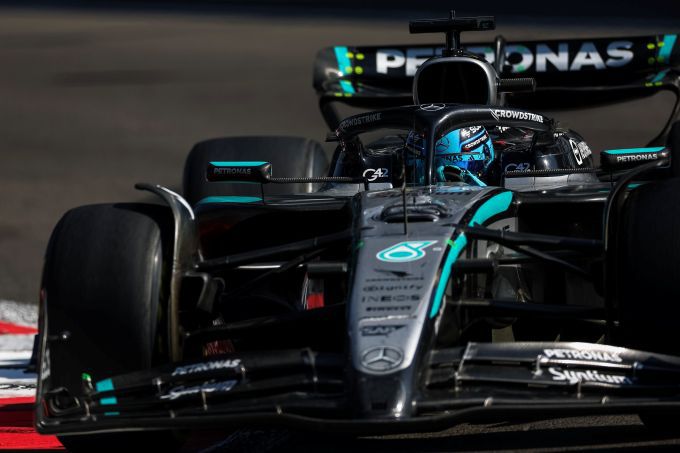 George Russell F1 Mercedes actie GP Mexico 2025