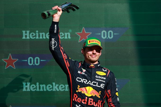 Max Verstappen verkleint de kloof met Piastri, maar Norris loopt iets uit: titelkansen Red Bull-coureur toch nog springlevend