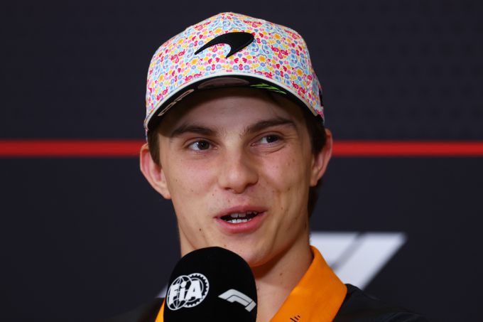 "Moet mezelf opnieuw uitvinden!" Oscar Piastri radeloos na Mexico: teamgenoot Norris steelt de show