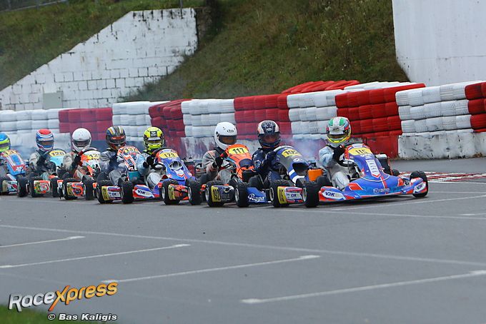 Flavio Caira et son frère Livio Caira en 4e ligne