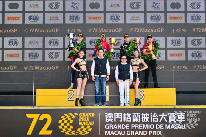Ferrari-feestje in Macau: Antonio Fuoco wint de Macau GT Cup; imponerende race BMW-topper Marciello
