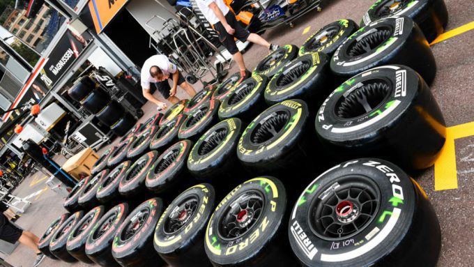 F1-teams bereiden zich zenuwachtig voor op grote strategische veranderingen door nieuwe Pirelli-banden