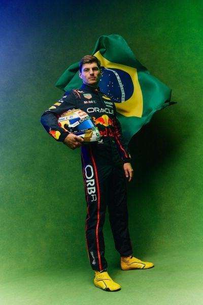FOTO’S – Max Verstappen verrast met speciale helm in Brazilië: “Interlagos is voor mij magisch”