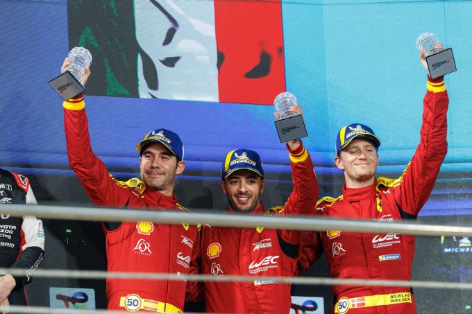 Ferrari schrijft geschiedenis: wereldtitel is na 53 jaar terug in Maranello, de reacties van de Ferraristi...