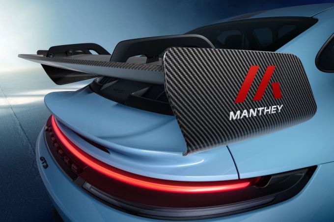 FOTO'S - Nieuwe Manthey Kit maakt Porsche 911 GT3 sneller, stabieler en meer circuitgericht dan ooit