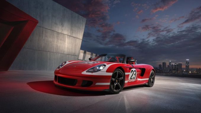 FOTO’S - Unieke Porsche-heropleving verbindt Carrera GT met iconisch Salzburg-racedesign en historie