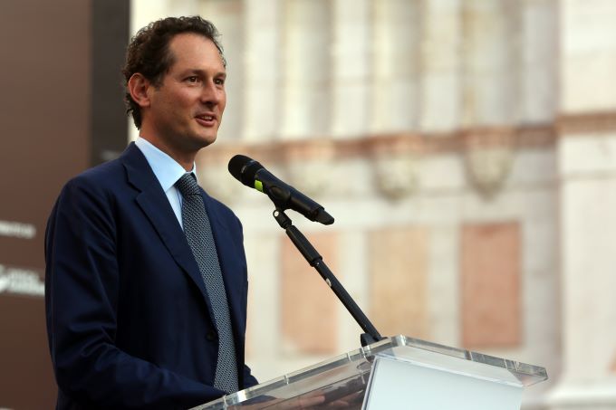 CEO John Elkann breekt met het verleden: zijn Juventus en Ferrari nog veilig binnen zijn Exor-strategie?