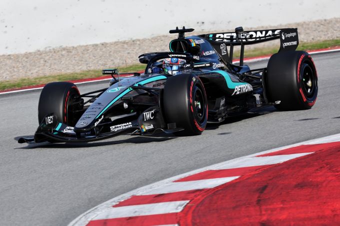 Mercedes FW17 test Barcelona
