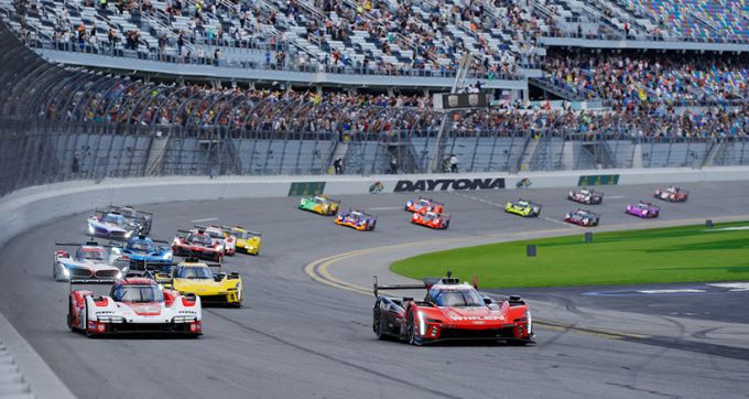 ENTRY LIST - Negen Nederlanders, inclusief Renger van der Zande, aan de start van Roar Before the Rolex 24
