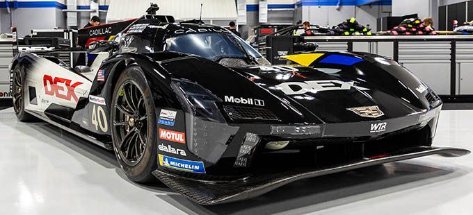 Cadilac_40_car_livery_reveal_side_view