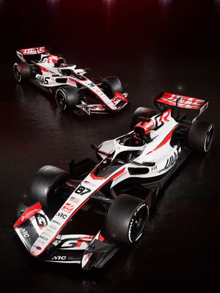 FOTO'S - Haas F1 toont nieuwe livery: VF-26 luidt spannend 2026-seizoen in met Toyota en frisse ambities