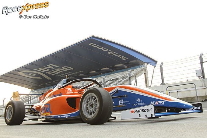 F4 MP Motorsport