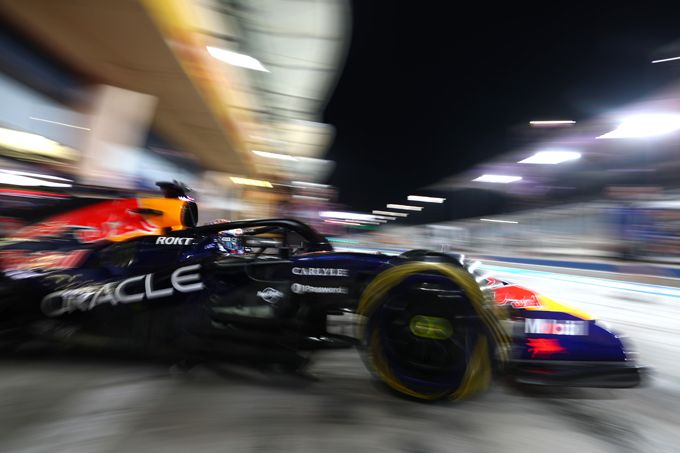 Max Verstappen test RB22