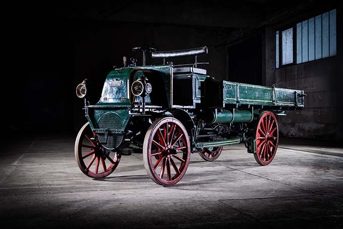 Mercedes-Benz Trucks