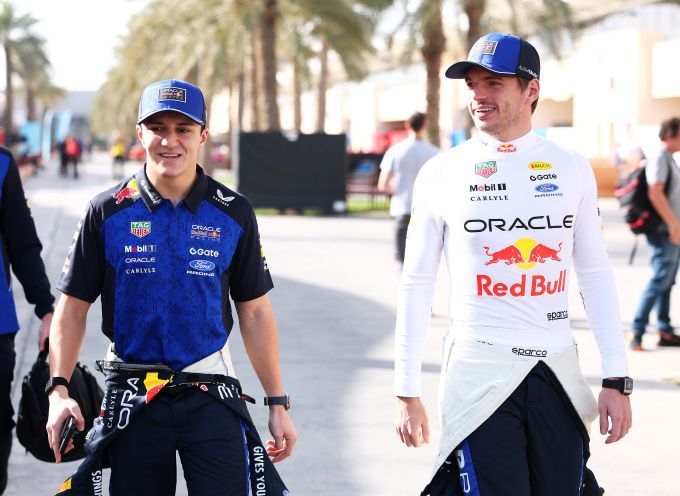 Kan hij de vloek doorbreken? Max Verstappen ziet het wel zitten met Isack Hadjar