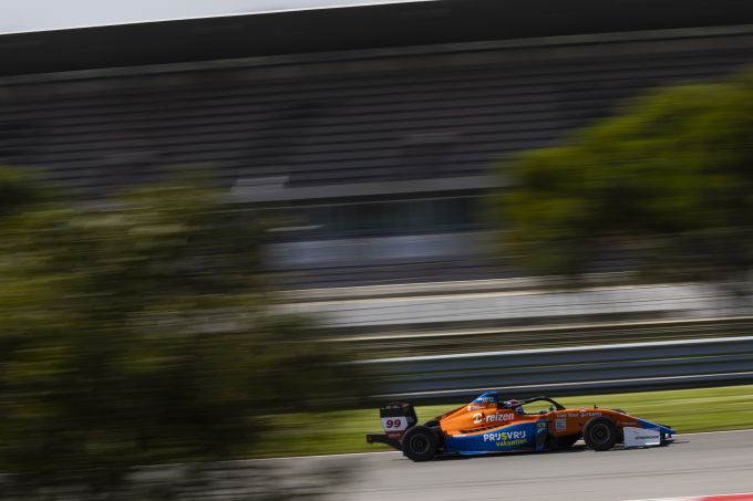 F4 MP Motorsport