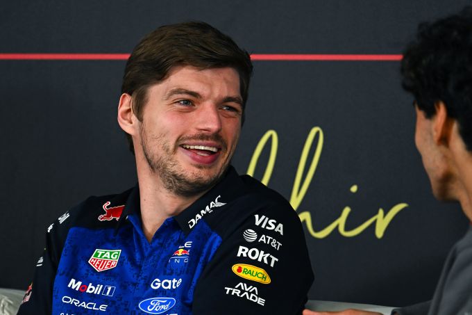 Nieuwe generatie F1-auto’s dwingt Verstappen en Russell tot andere aanpak: energiebeheer, turbo en rijstijl staan centraal