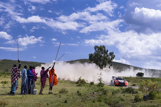 FOTO'S - Hankook lanceert nieuwe band terwijl Safari Rally Kenya dit jaar nóg ruiger en gevaarlijker lijkt