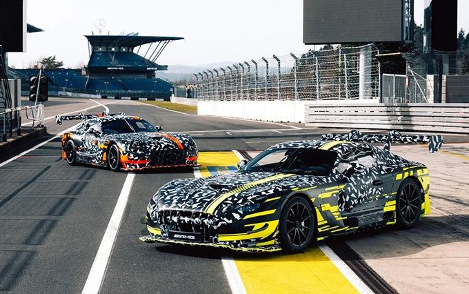 Mercedes AMG