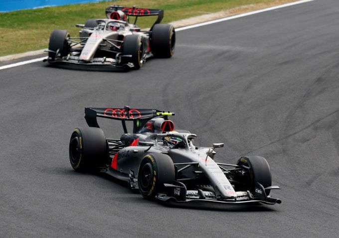 FOTO'S - Audi ziet punten verdampen na zwakke start terwijl Hülkenberg sterke inhaalrace net niet beloond ziet