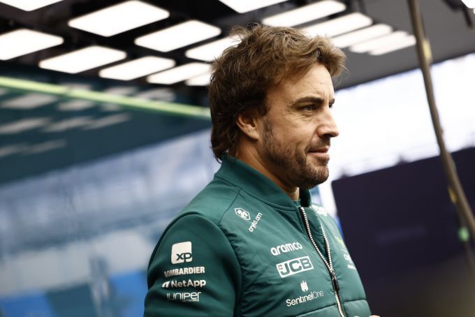 Seizoen maar afschrijven? Alonso snoeihard over Aston Martin: versnellingsbak groter probleem dan zwakke motor