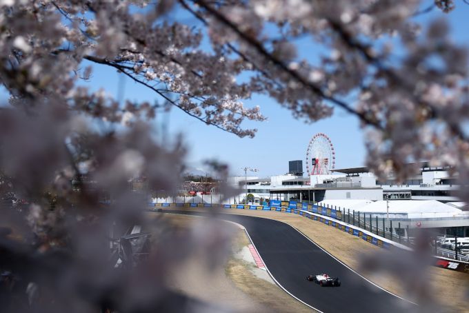 Formule 1 op z’n kop: coureurs remmen niet meer en vertrouwen volledig op hybride systemen