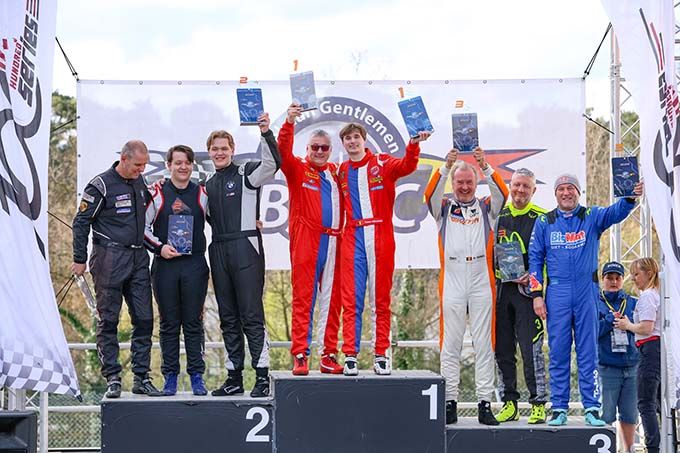 100 series podium