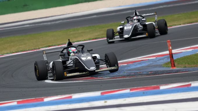 Dubbele pole voor Sammalisto op Misano Aksoy start Race 1 vanaf poleposition