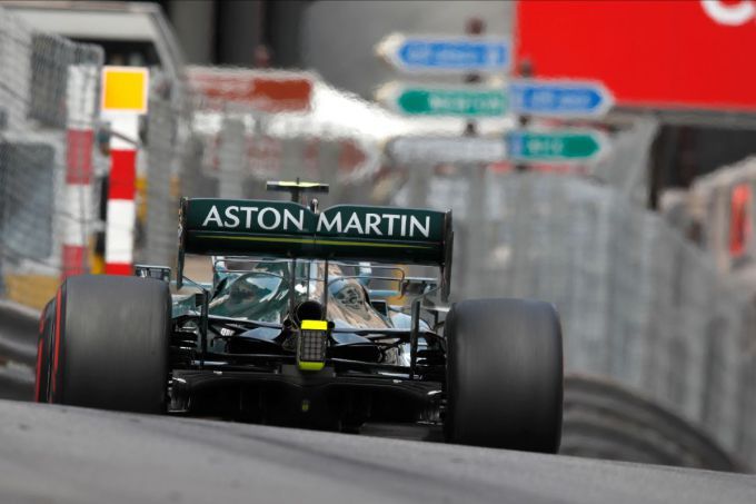Aston_Martin F1 achterzijde
