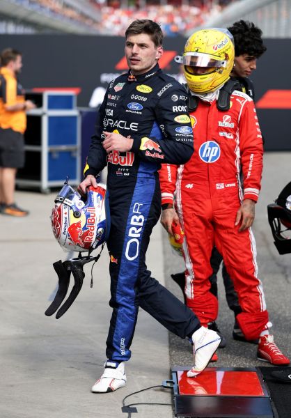 Max Verstappen raceoverall Red Bull of Ferrari