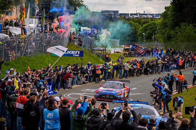 #24hNBR 352.000 visitors @ 24H Nürburgring